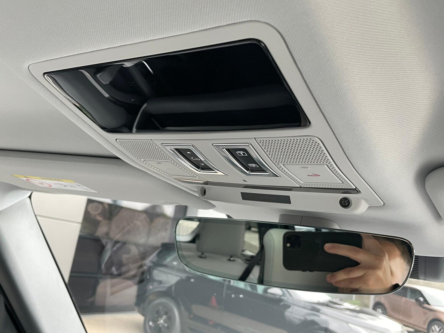 Used Land Rover Defender 2025 for sale - 76585580: Photo 57