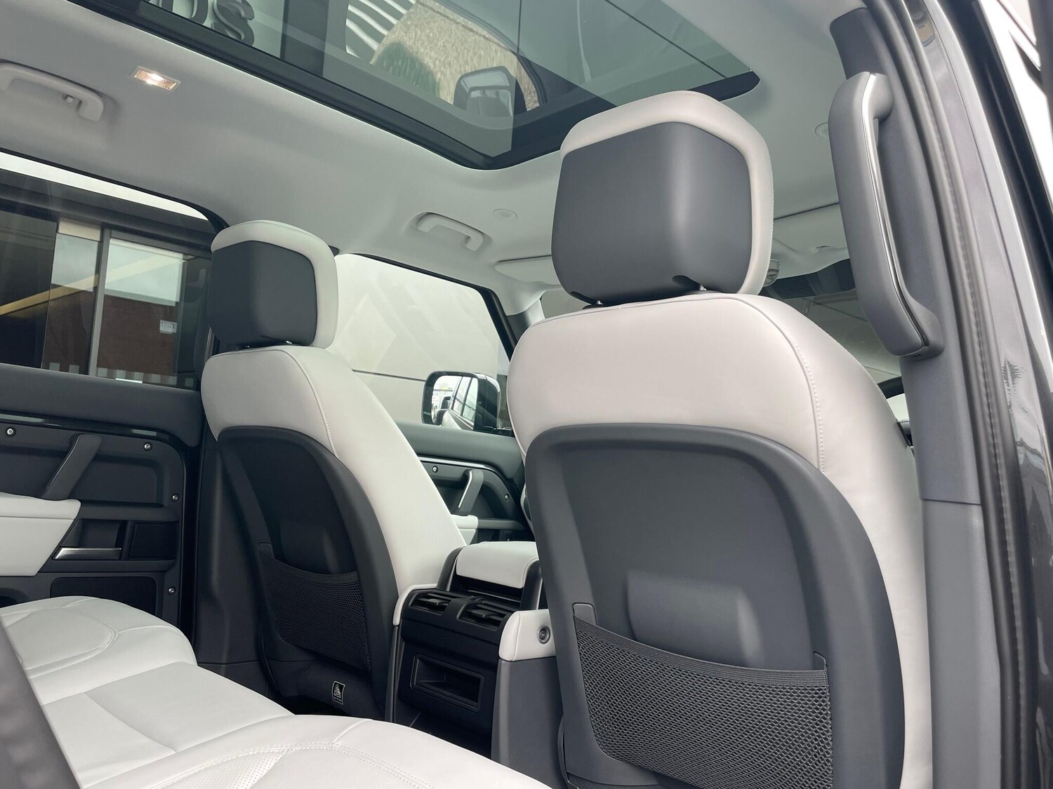 Used Land Rover Defender 2025 for sale - 76585580: Photo 61