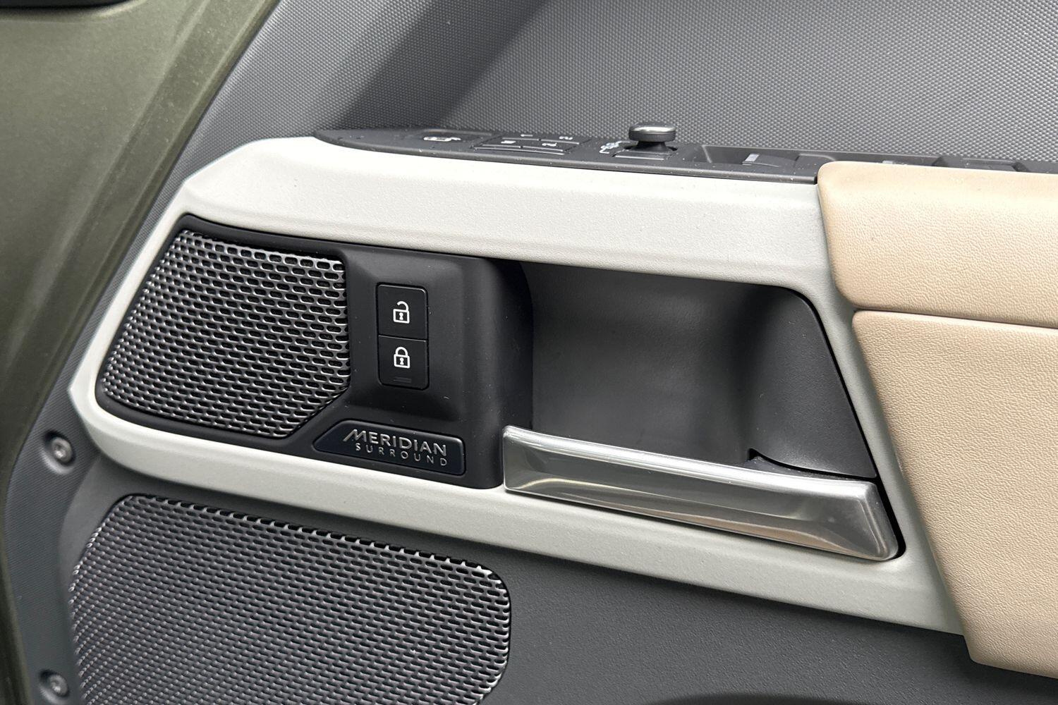 Used Land Rover Defender 2021 for sale - 77524110: Photo 24