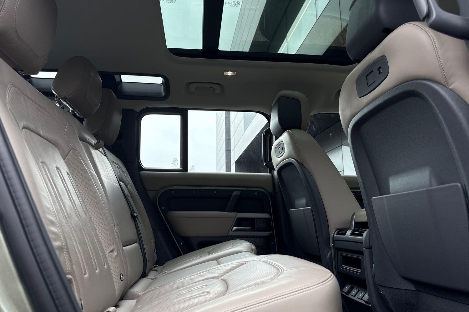 Used Land Rover Defender 2021 for sale - 77524110: Photo 41