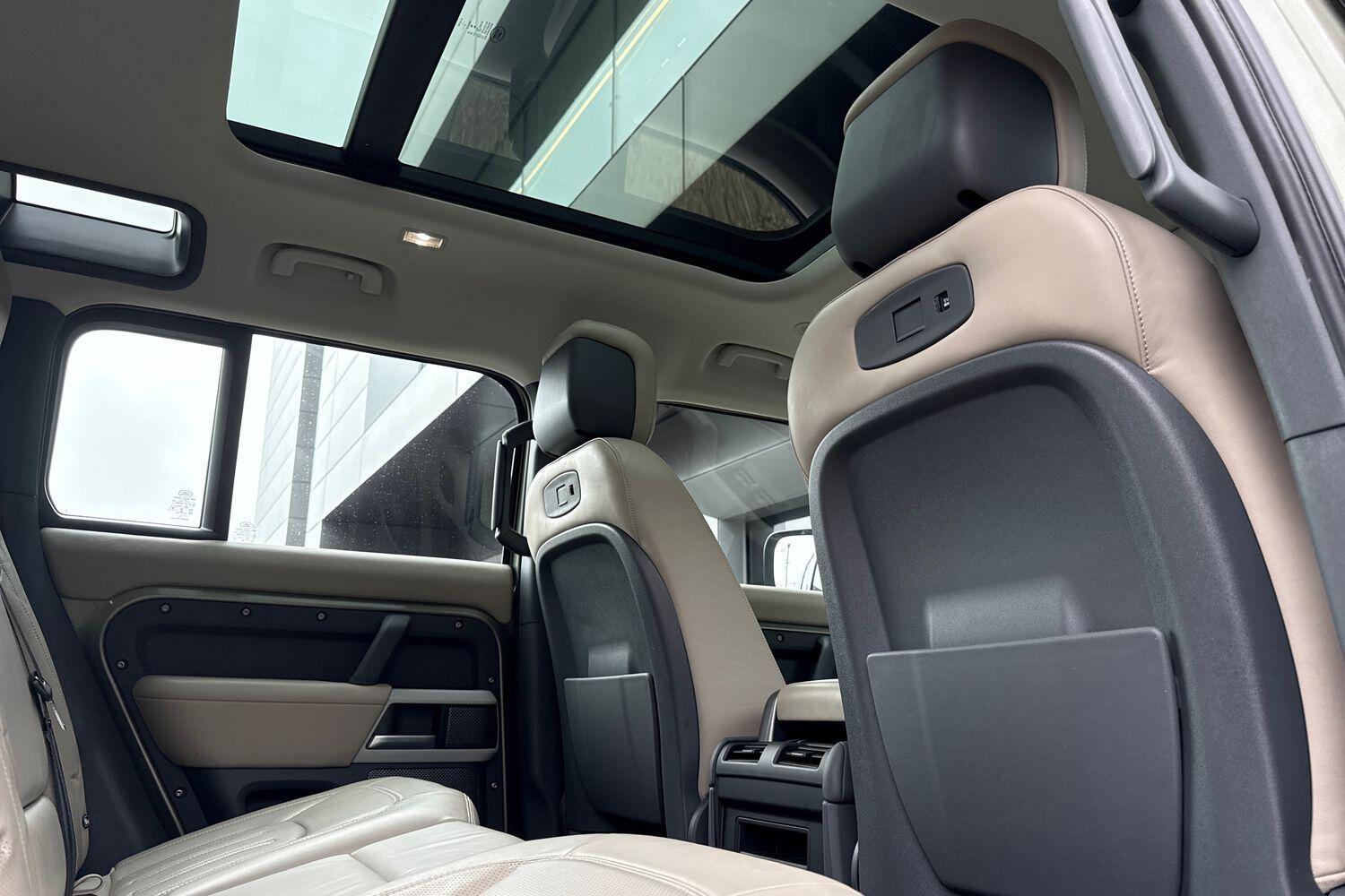 Used Land Rover Defender 2021 for sale - 77524110: Photo 42