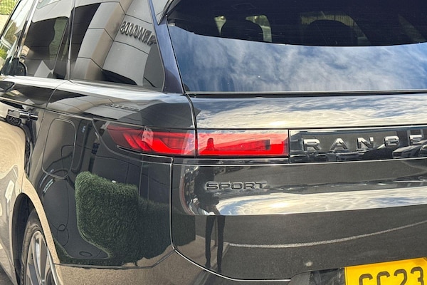 Used Land Rover Range Rover Sport 2023 for sale - 76295957: Photo 32