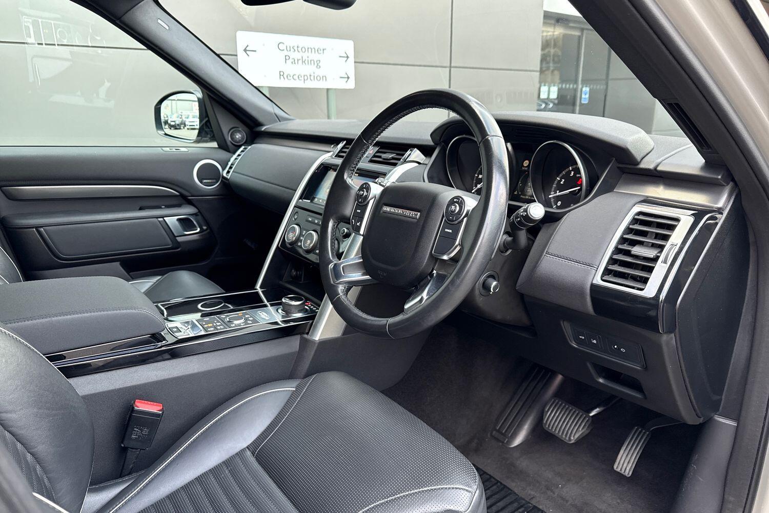 Used Land Rover Discovery 2017 for sale - 76644886: Photo 19