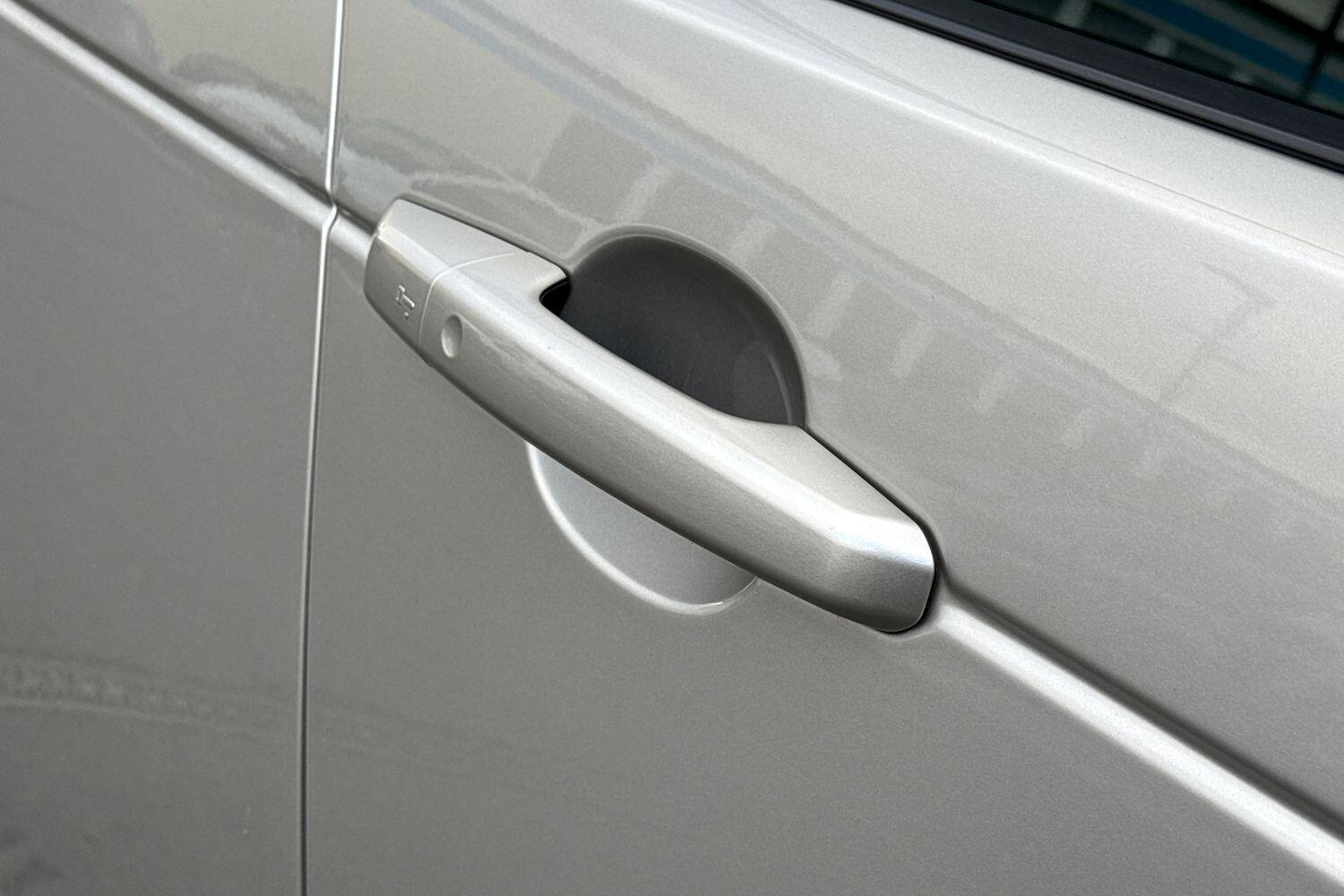 Used Land Rover Discovery 2017 for sale - 76644886: Photo 25