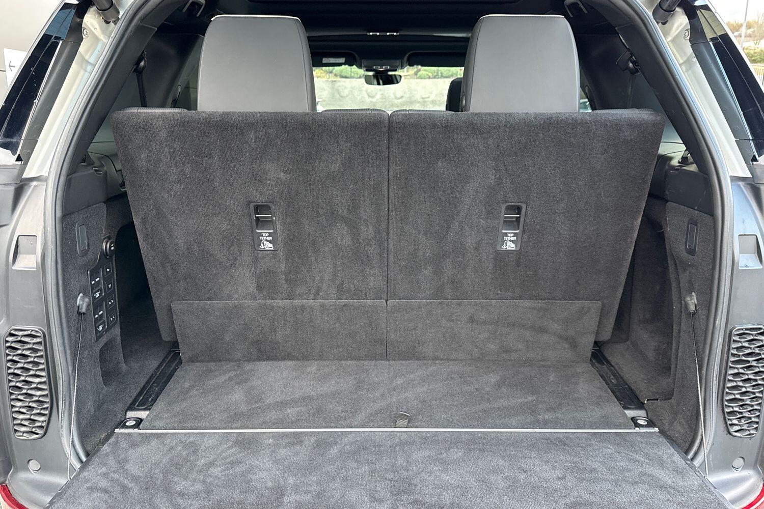 Used Land Rover Discovery 2017 for sale - 76644886: Photo 34