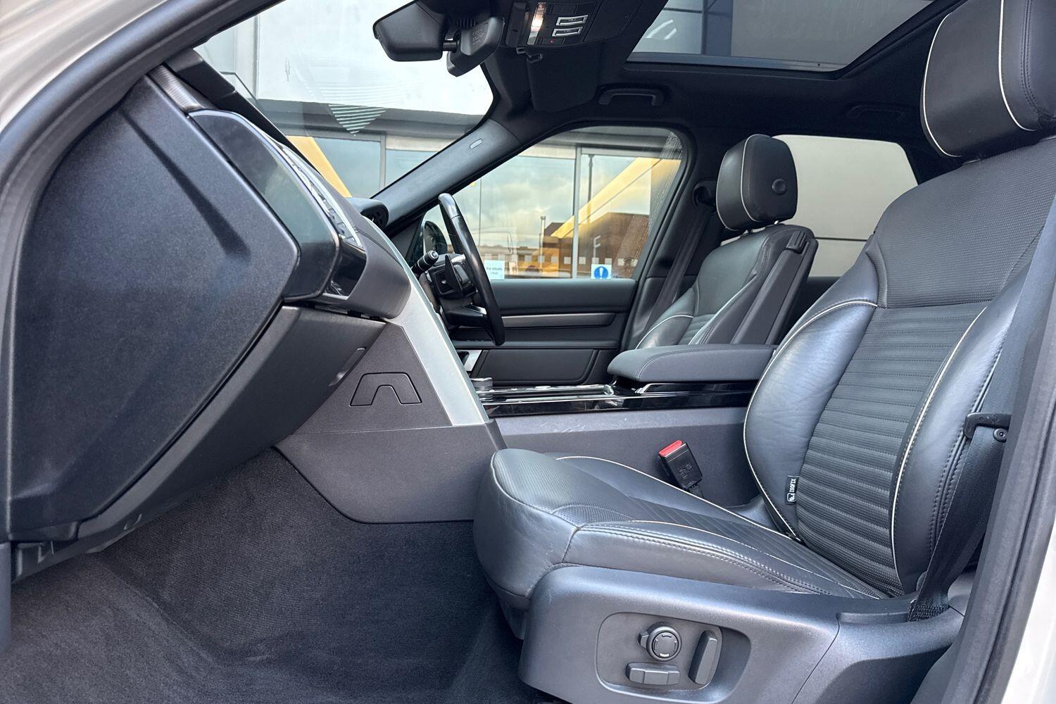 Used Land Rover Discovery 2017 for sale - 76644886: Photo 42