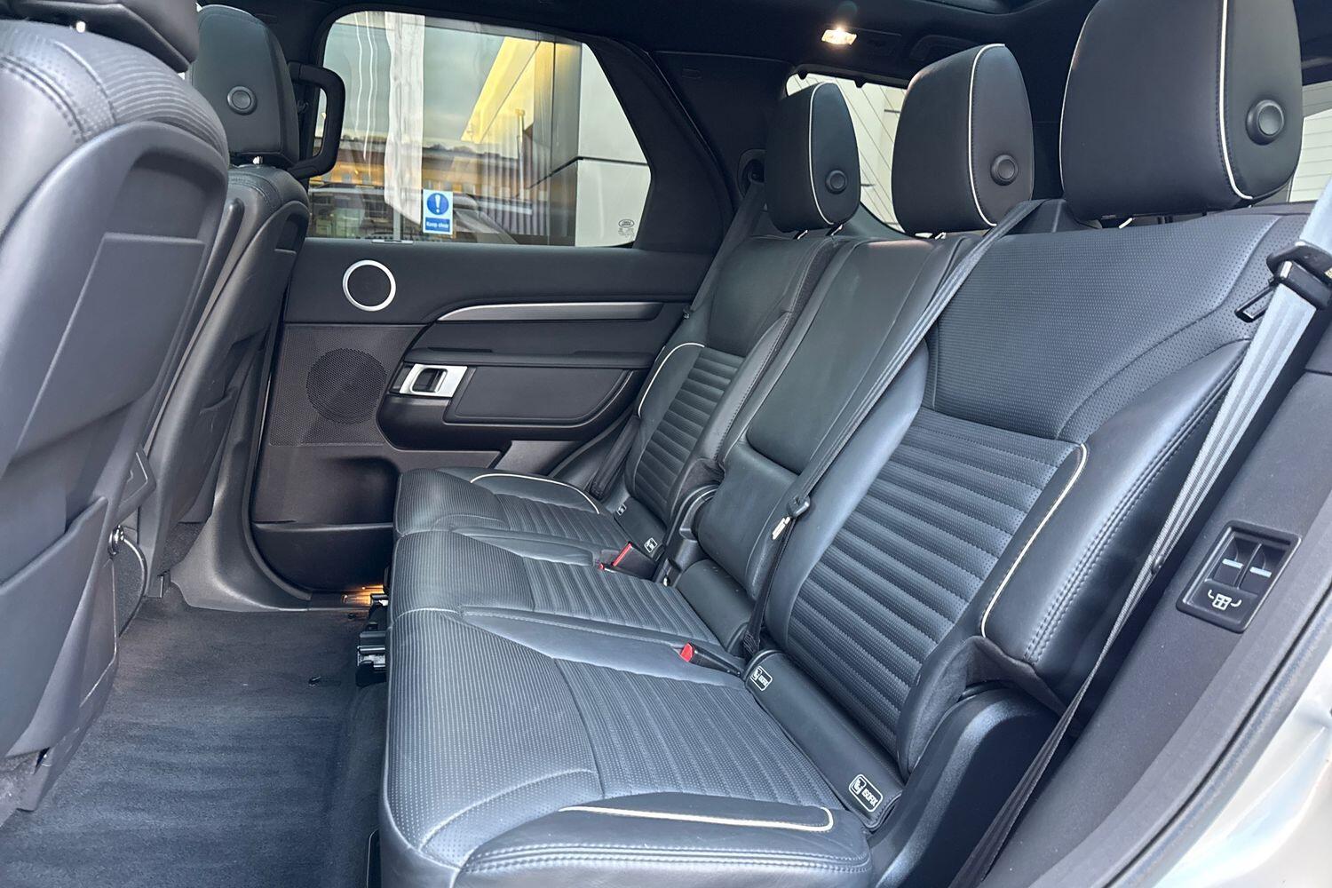 Used Land Rover Discovery 2017 for sale - 76644886: Photo 43