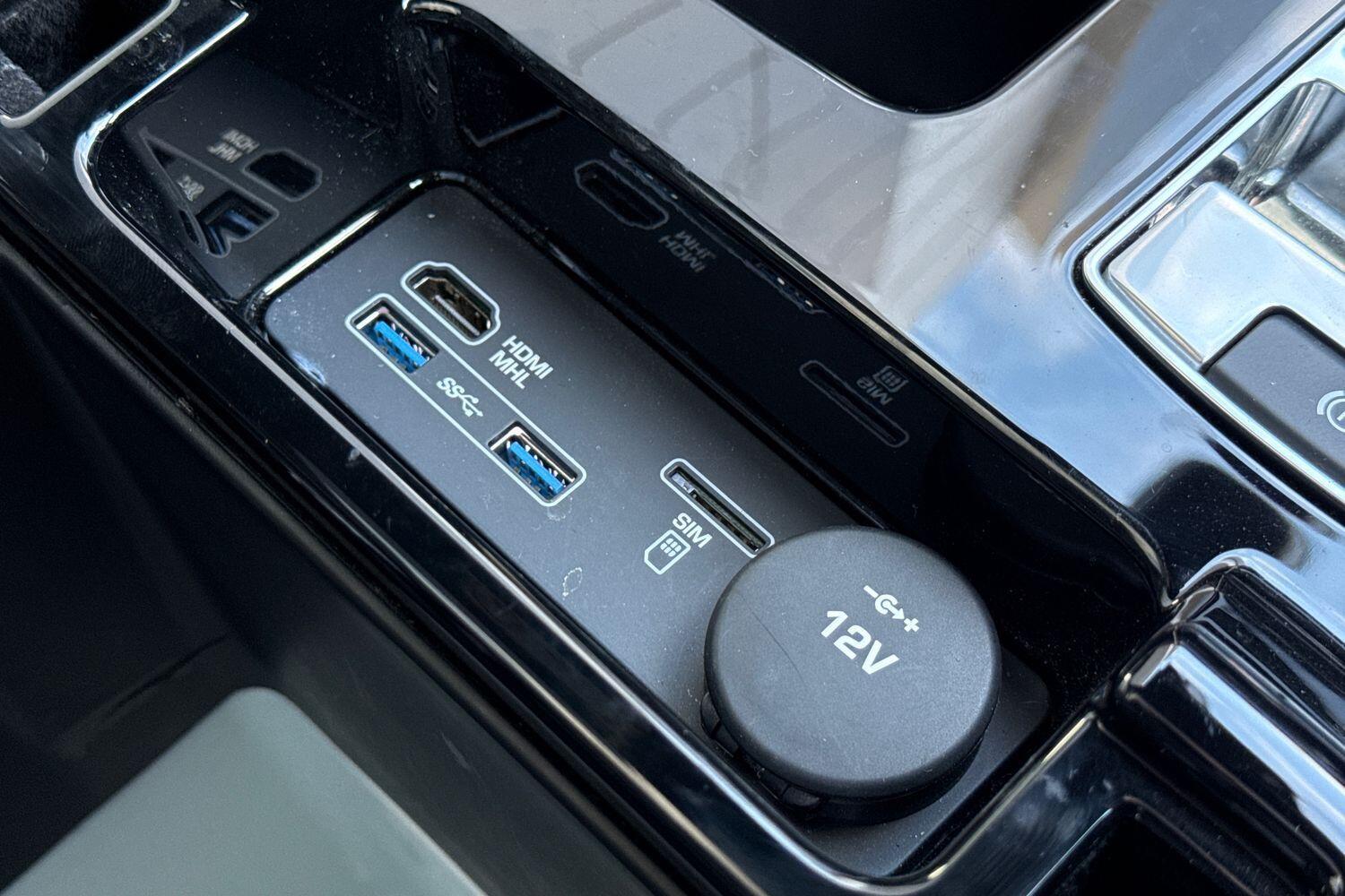 Used Land Rover Discovery 2017 for sale - 76644886: Photo 60