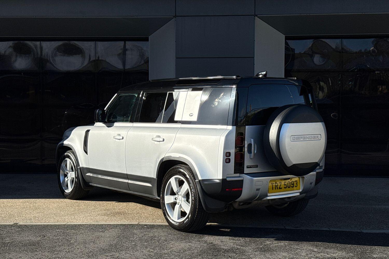 Used Land Rover Defender 2020 for sale - 77440872: Photo 15