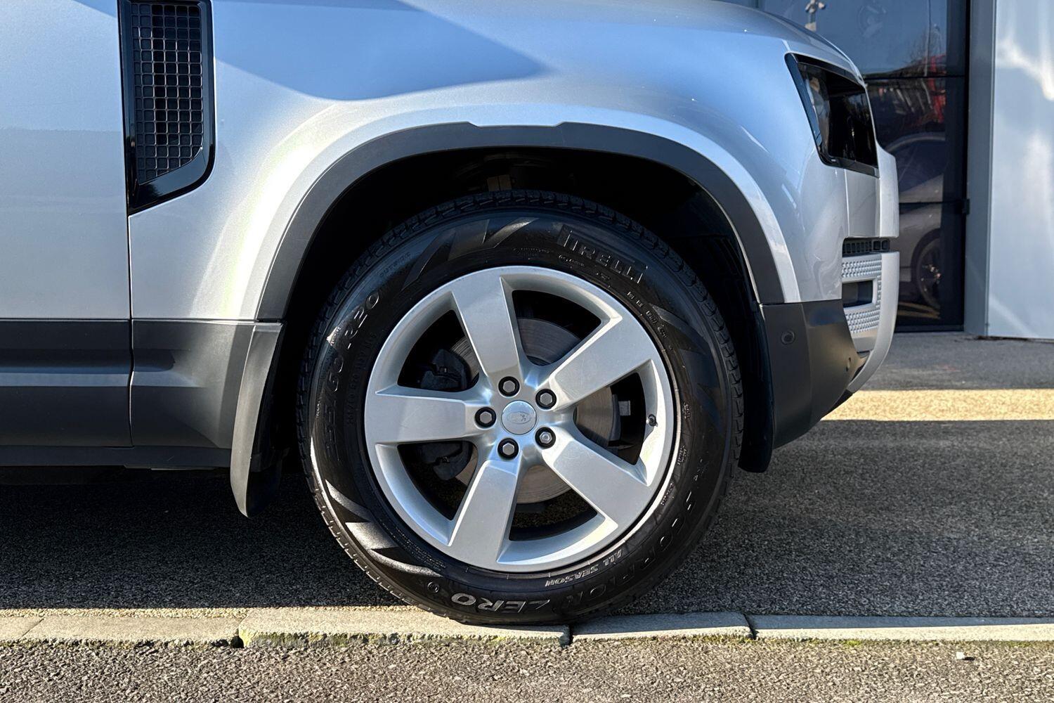 Used Land Rover Defender 2020 for sale - 77440872: Photo 21