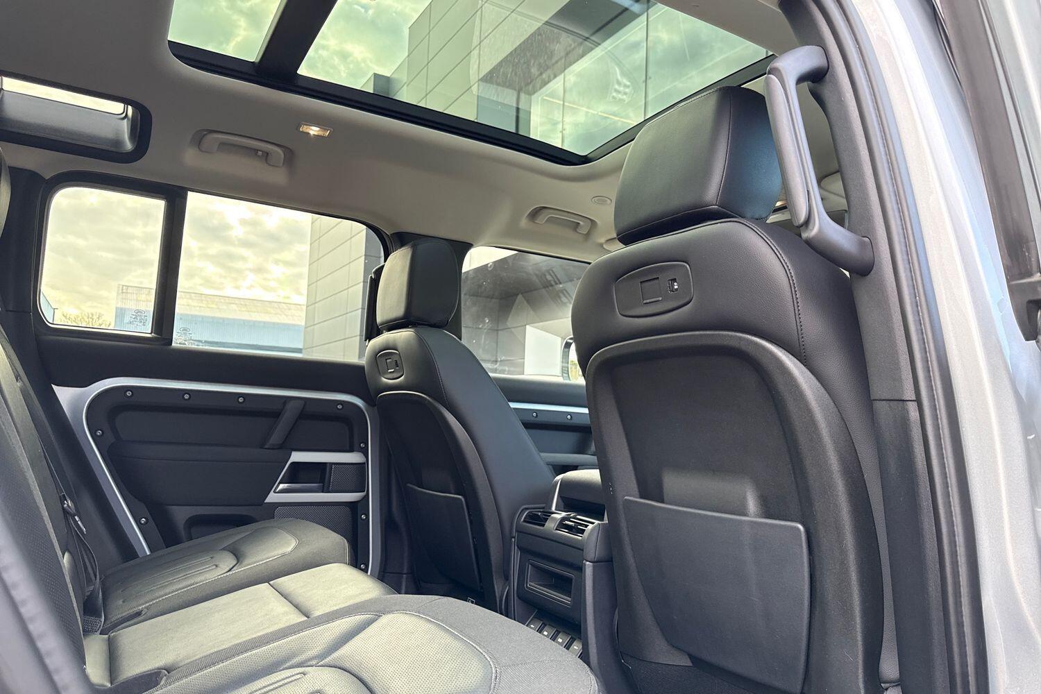 Used Land Rover Defender 2020 for sale - 77440872: Photo 41