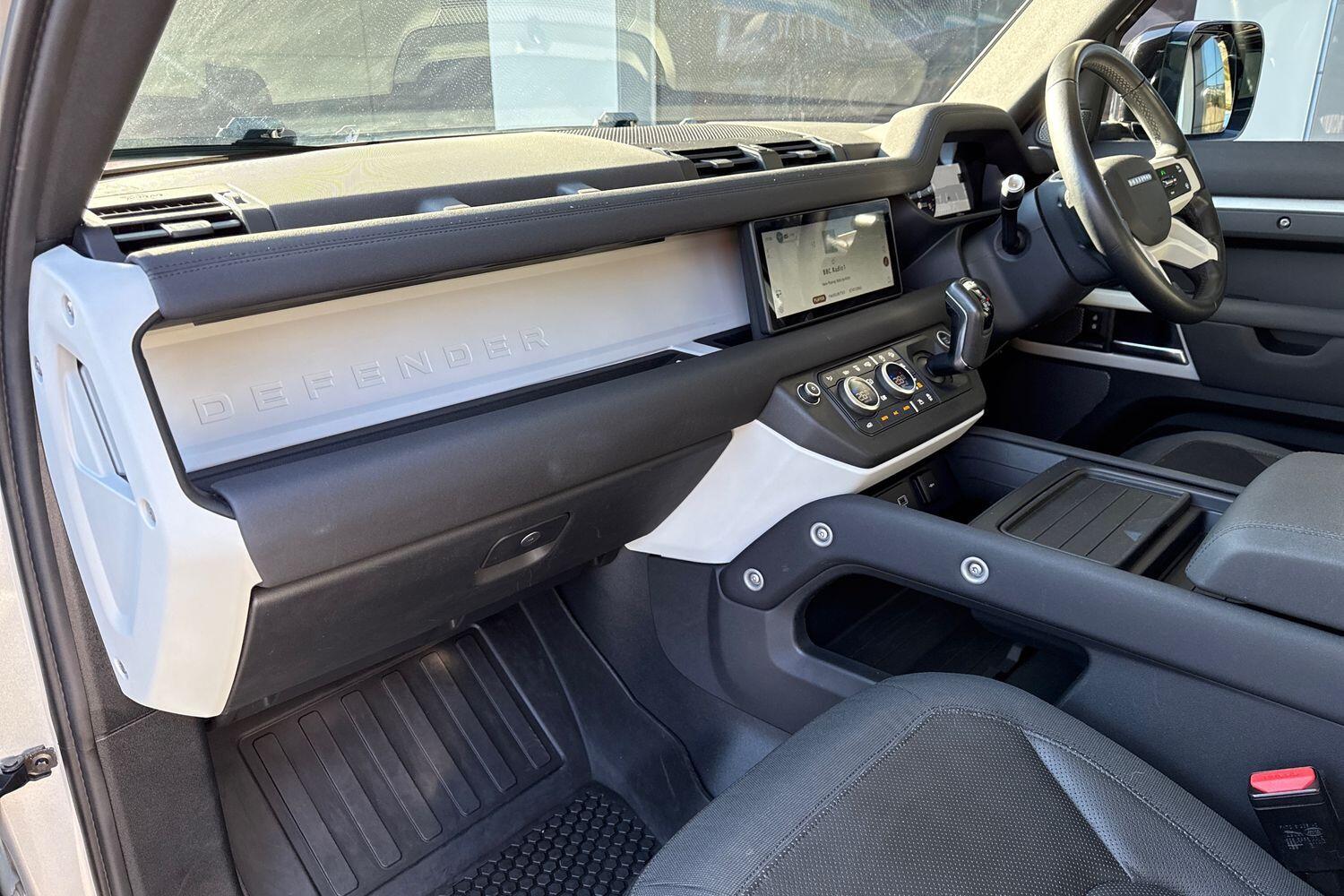 Used Land Rover Defender 2020 for sale - 77440872: Photo 43