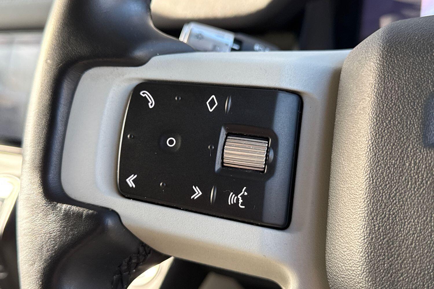 Used Land Rover Defender 2020 for sale - 77440872: Photo 51