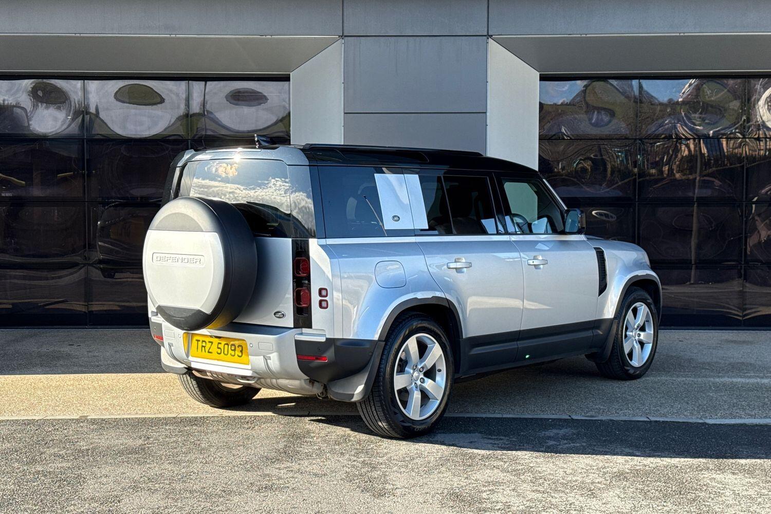 Used Land Rover Defender 2020 for sale - 77440872: Photo 8