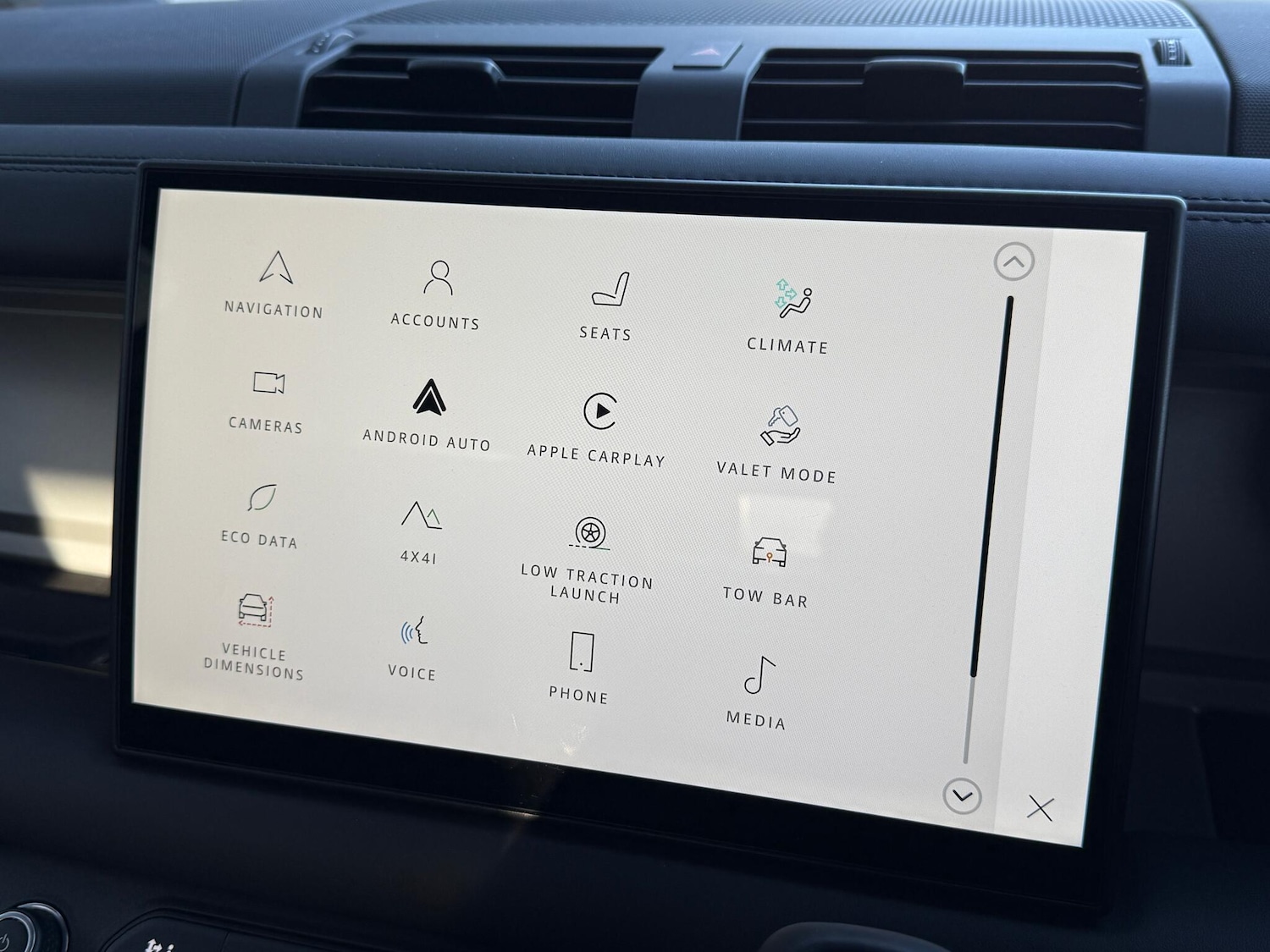 Used Land Rover Defender 2025 for sale - 77203260: Photo 41