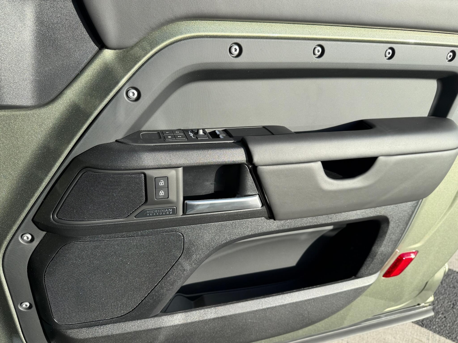 Used Land Rover Defender 2025 for sale - 77203260: Photo 43