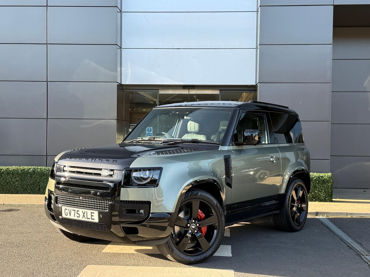 Used Land Rover Defender 2025 for sale - 77203260: Photo 7