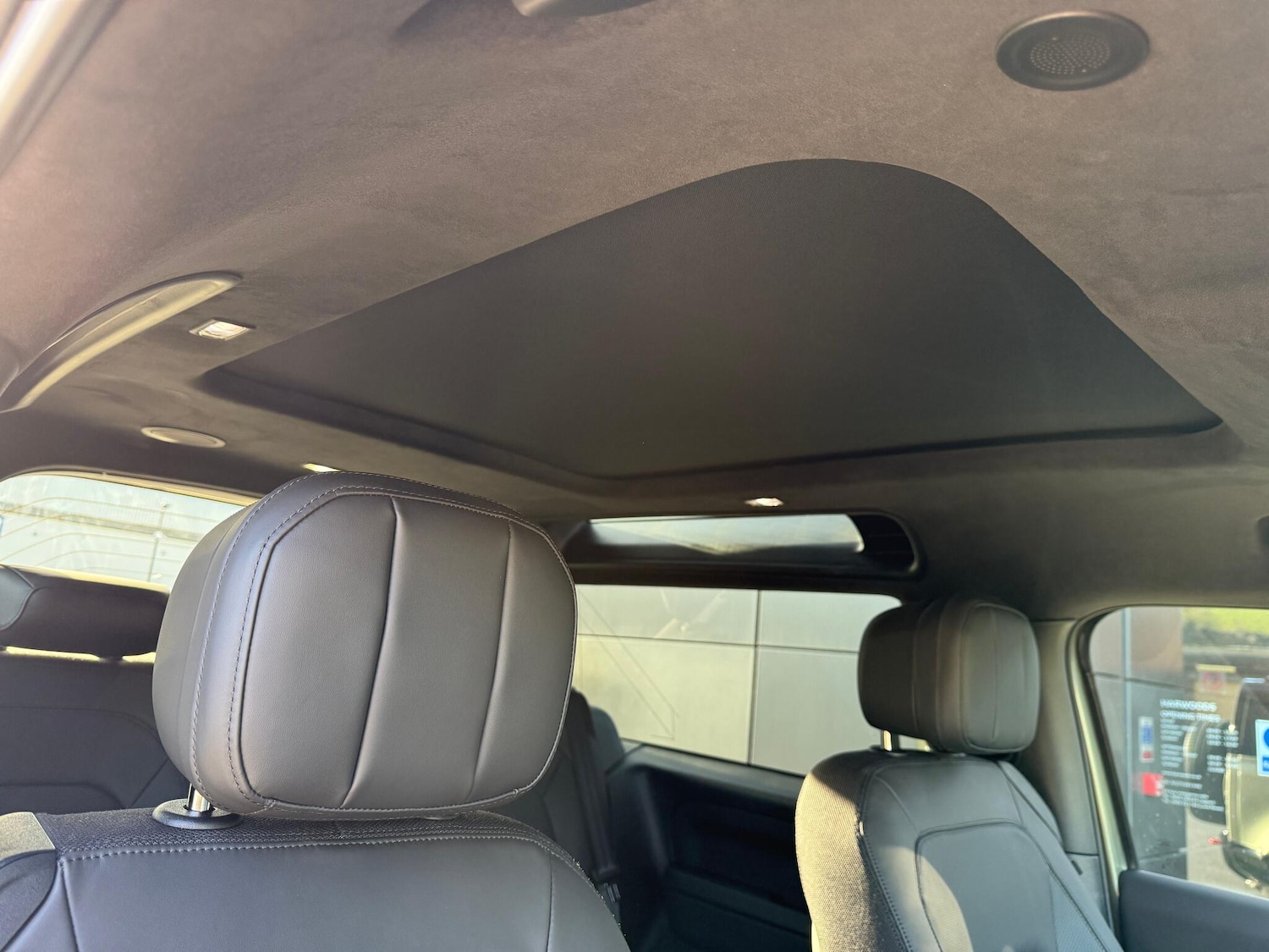 Used Land Rover Defender 2025 for sale - 77203260: Photo 8