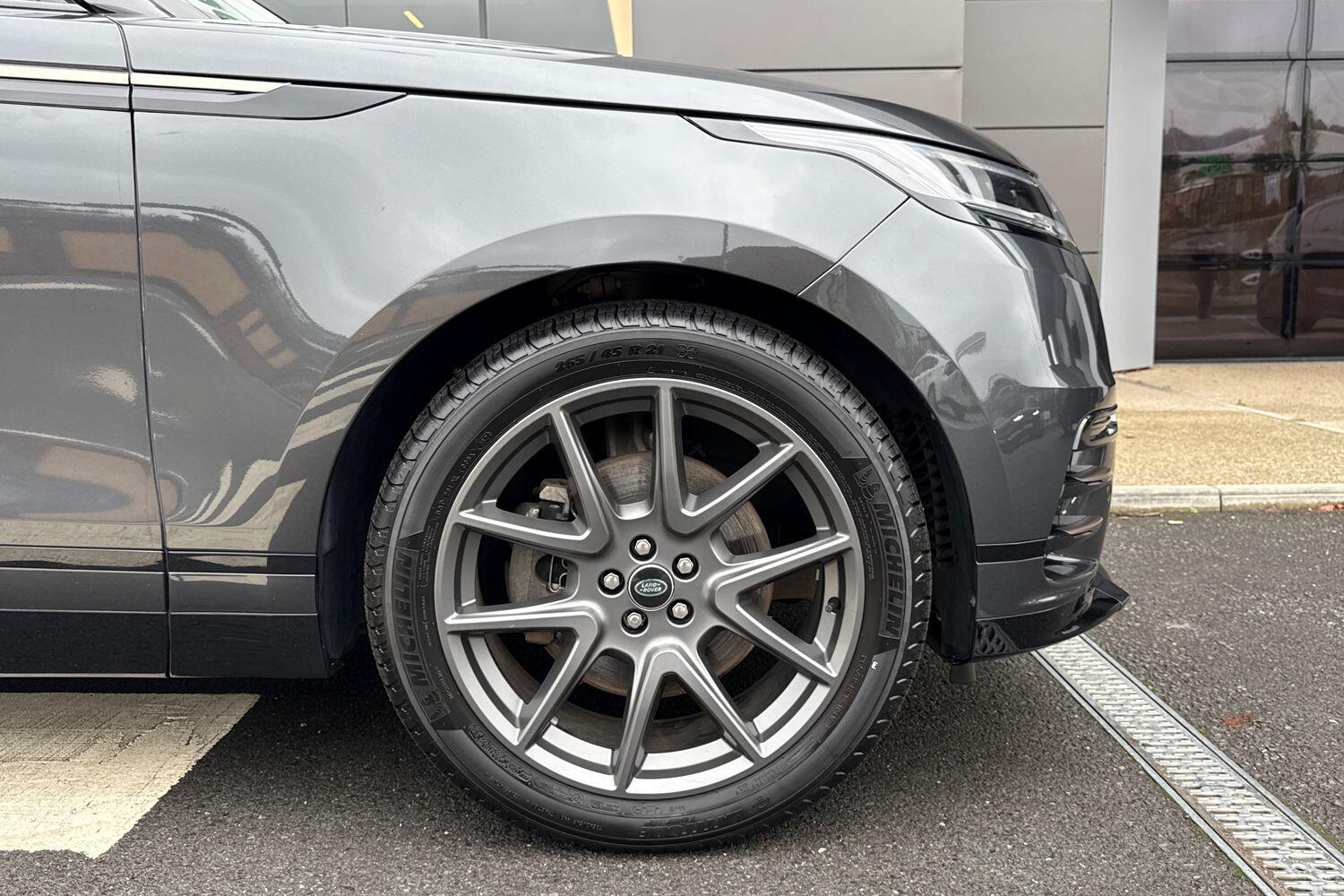 Used Land Rover Range Rover Velar 2024 for sale - 76607475: Photo 19