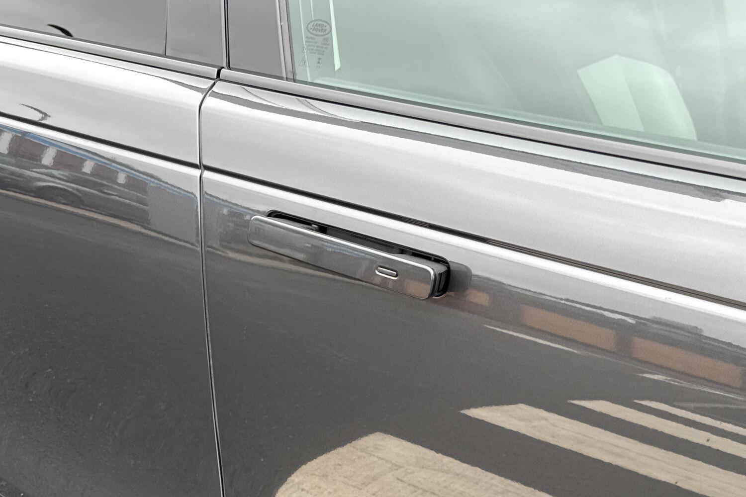 Used Land Rover Range Rover Velar 2024 for sale - 76607475: Photo 31