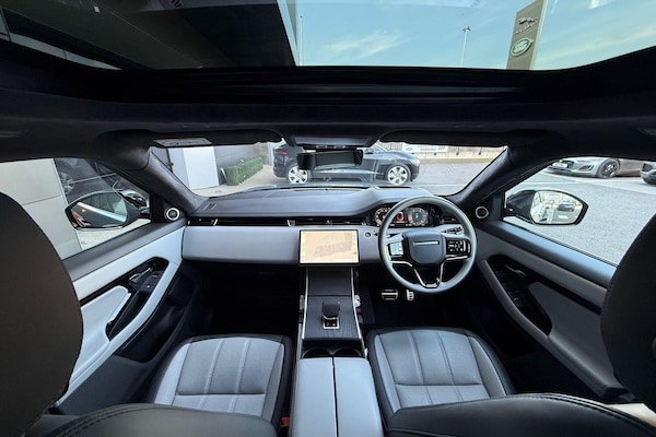 Used Land Rover Range Rover Evoque 2024 for sale - 75839200: Photo 3