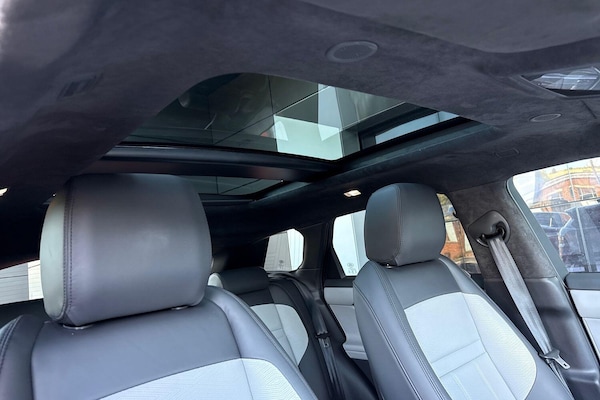 Used Land Rover Range Rover Evoque 2024 for sale - 75839200: Photo 9