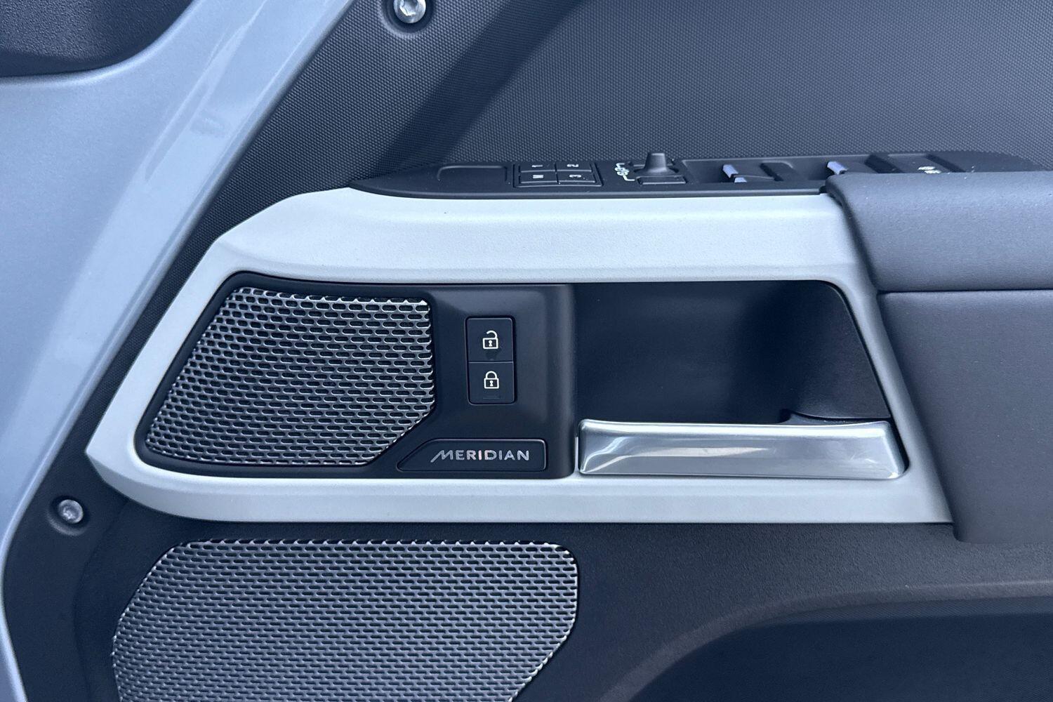 Used Land Rover Defender 110 2024 for sale - 76538536: Photo 23