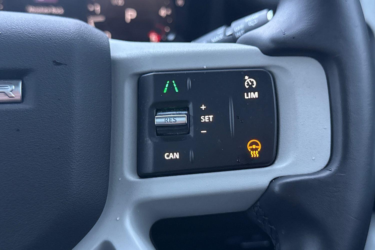 Used Land Rover Defender 110 2024 for sale - 76538536: Photo 33