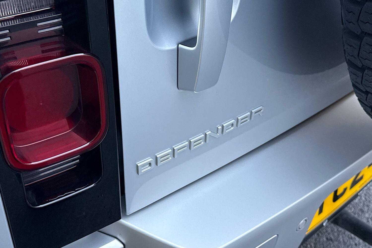 Used Land Rover Defender 110 2024 for sale - 76538536: Photo 47