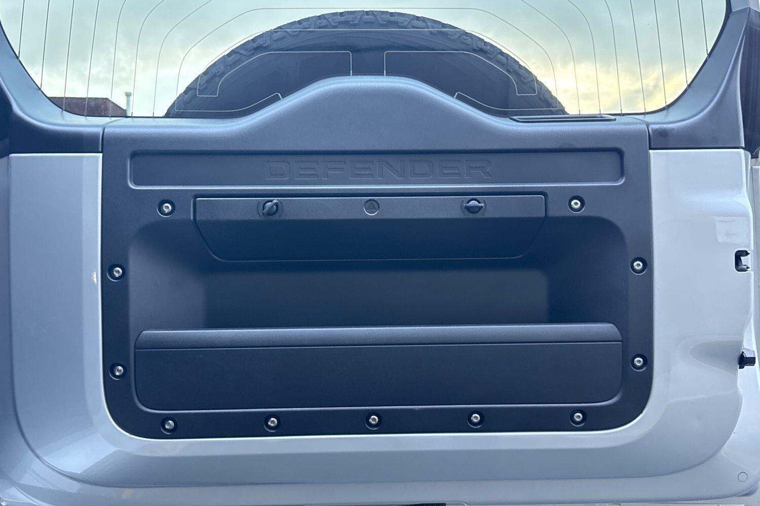 Used Land Rover Defender 110 2024 for sale - 76538536: Photo 50