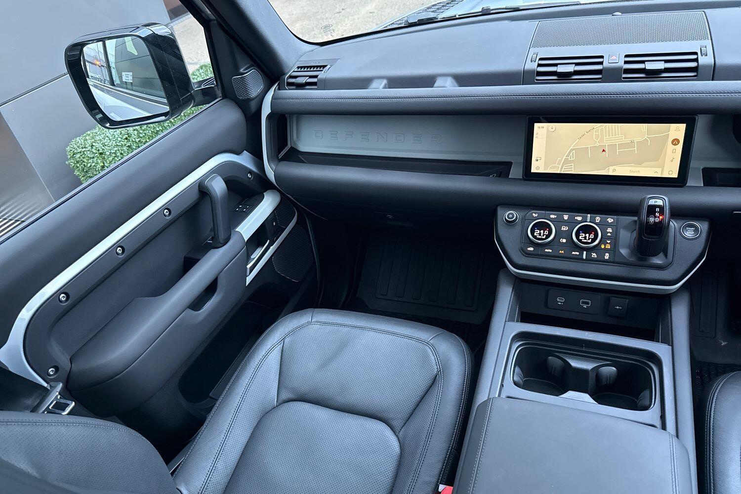 Used Land Rover Defender 110 2024 for sale - 76538536: Photo 51