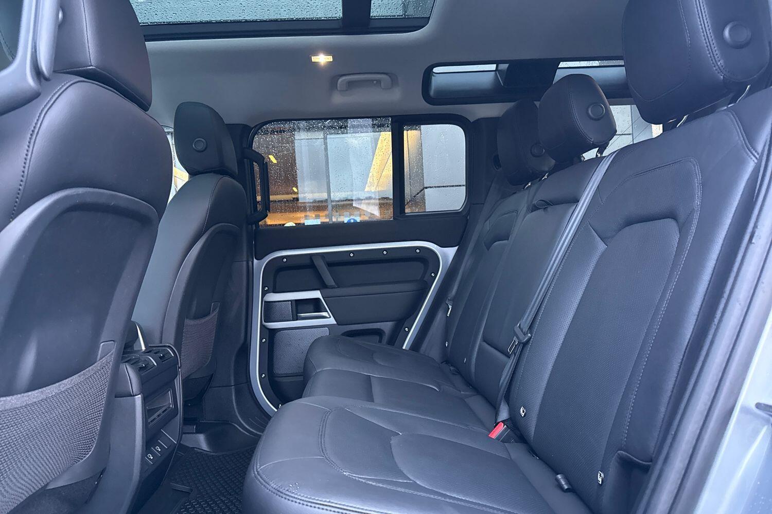 Used Land Rover Defender 110 2024 for sale - 76538536: Photo 56