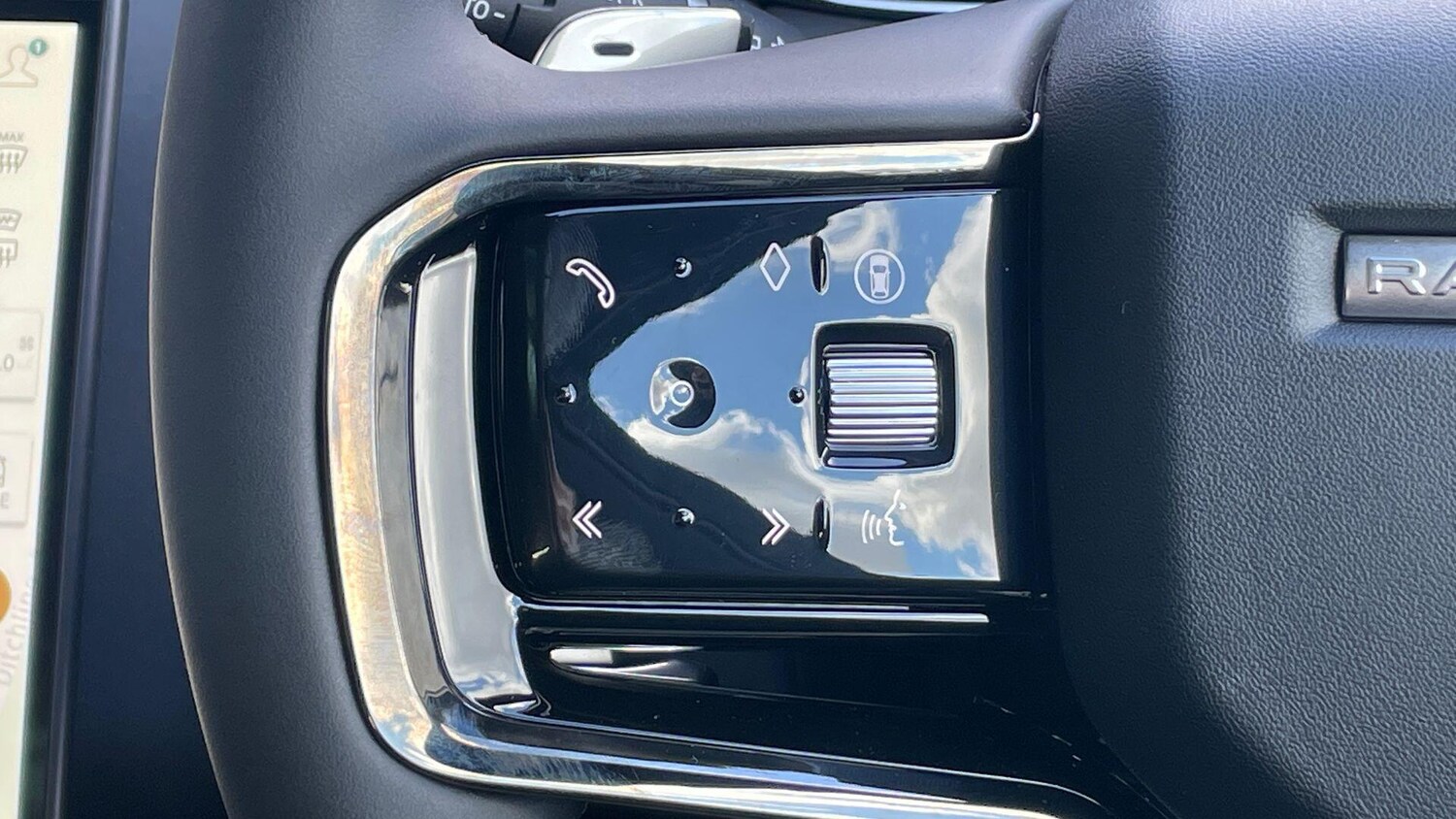 Used Land Rover Range Rover Evoque 2025 for sale - 76214720: Photo 28