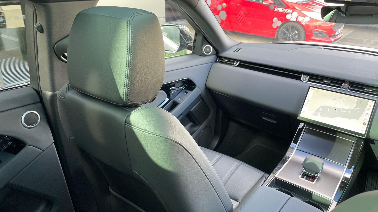 Used Land Rover Range Rover Evoque 2025 for sale - 76214720: Photo 39