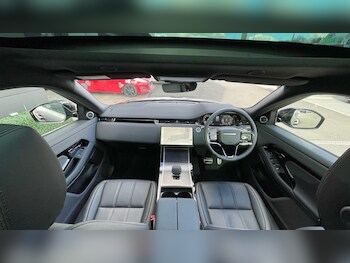 Used Land Rover Range Rover Evoque 2025 for sale - 76214720: Photo