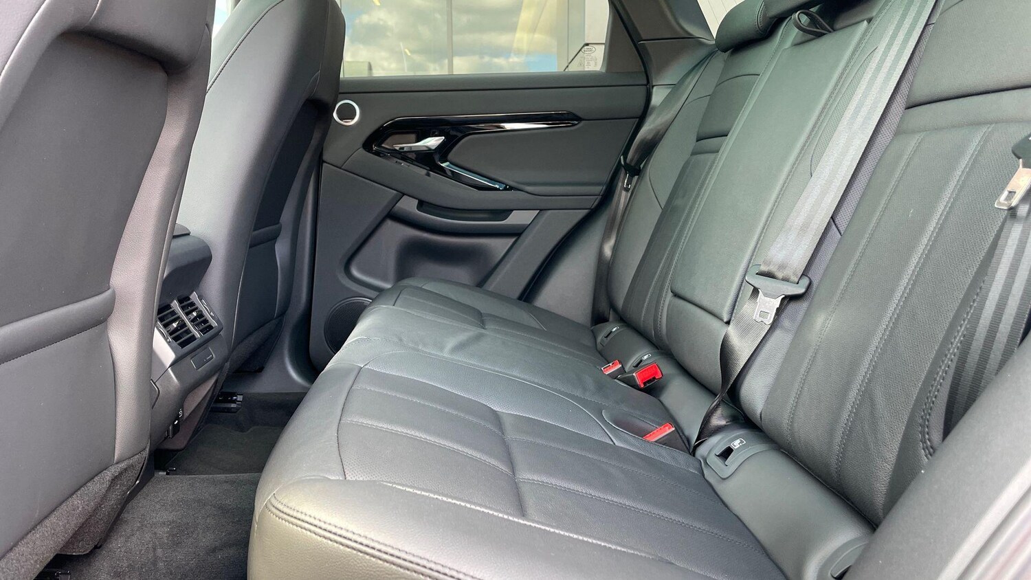 Used Land Rover Range Rover Evoque 2025 for sale - 76214720: Photo 48