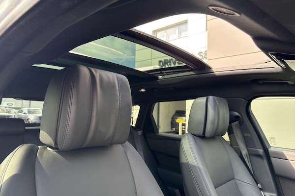 Used Land Rover Range Rover Velar 2025 for sale - 75647245: Photo 10