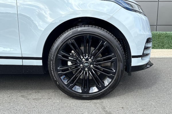 Used Land Rover Range Rover Velar 2025 for sale - 75647245: Photo 17