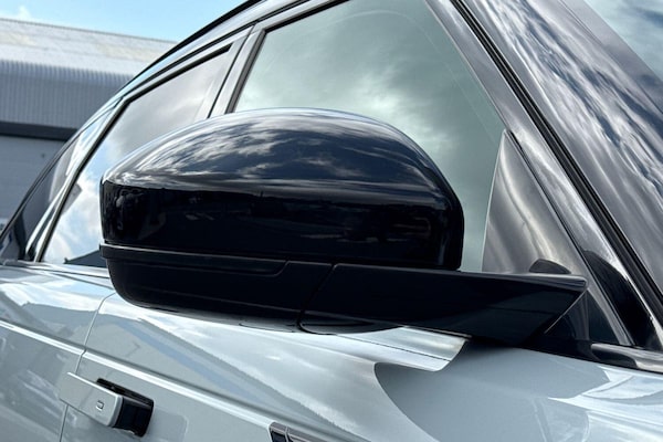 Used Land Rover Range Rover Velar 2025 for sale - 75647245: Photo 28