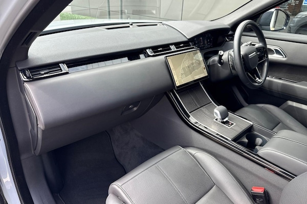 Used Land Rover Range Rover Velar 2025 for sale - 75647245: Photo 37