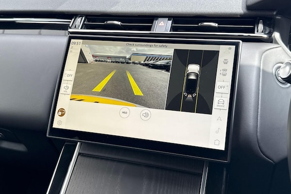 Used Land Rover Range Rover Velar 2025 for sale - 75647245: Photo 4