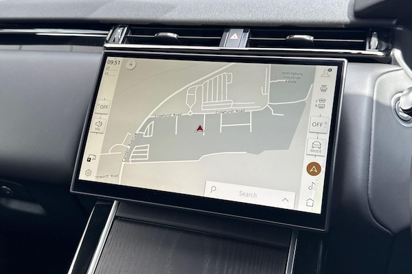 Used Land Rover Range Rover Velar 2025 for sale - 75647245: Photo 5