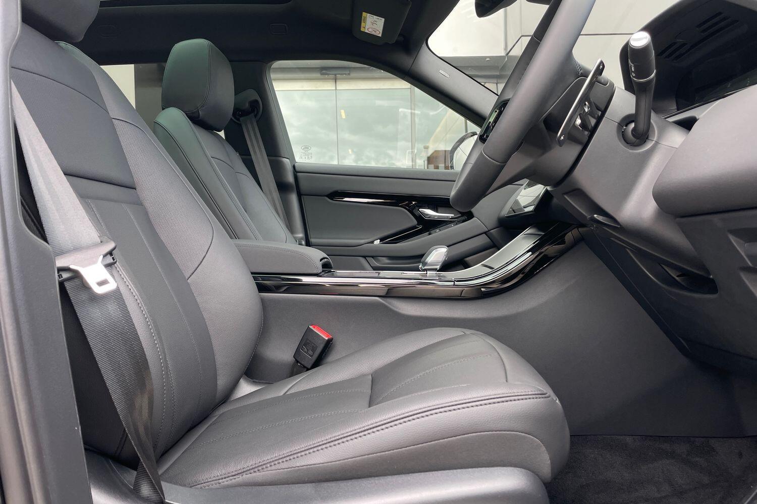 Used Land Rover Range Rover Evoque 2025 for sale - 77040781: Photo 28