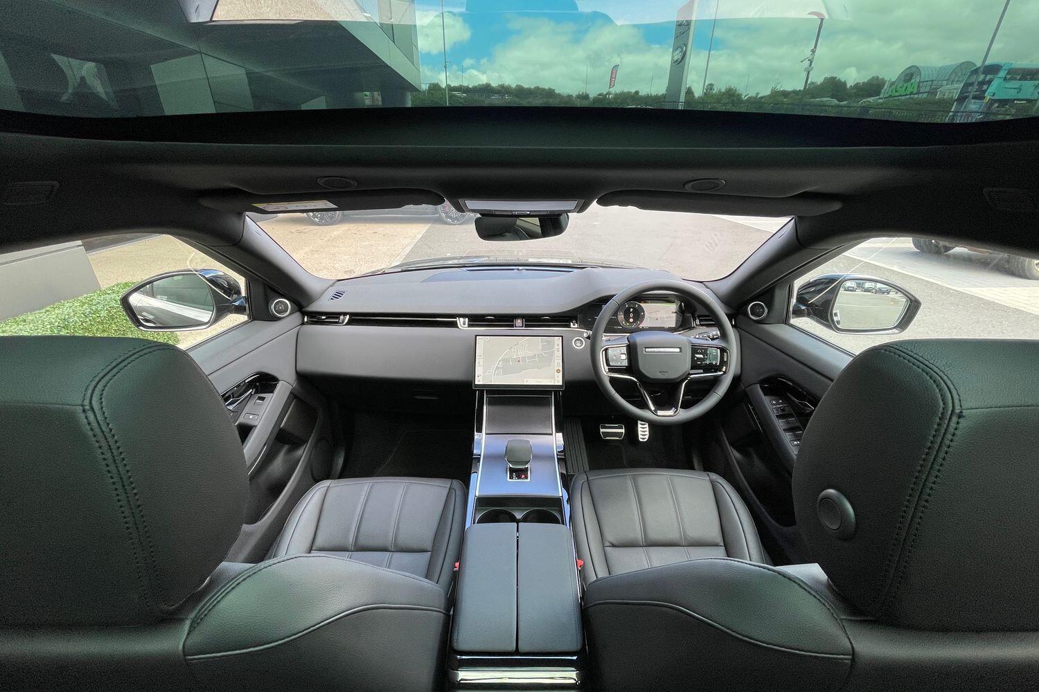 Used Land Rover Range Rover Evoque 2025 for sale - 77040781: Photo 3