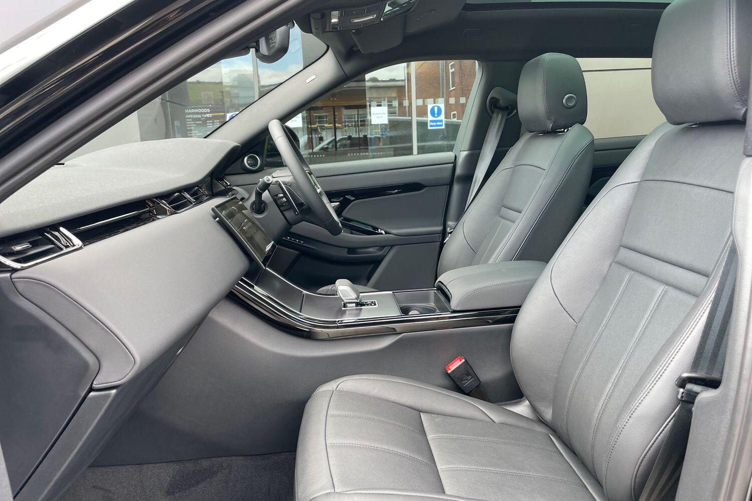 Used Land Rover Range Rover Evoque 2025 for sale - 77040781: Photo 46