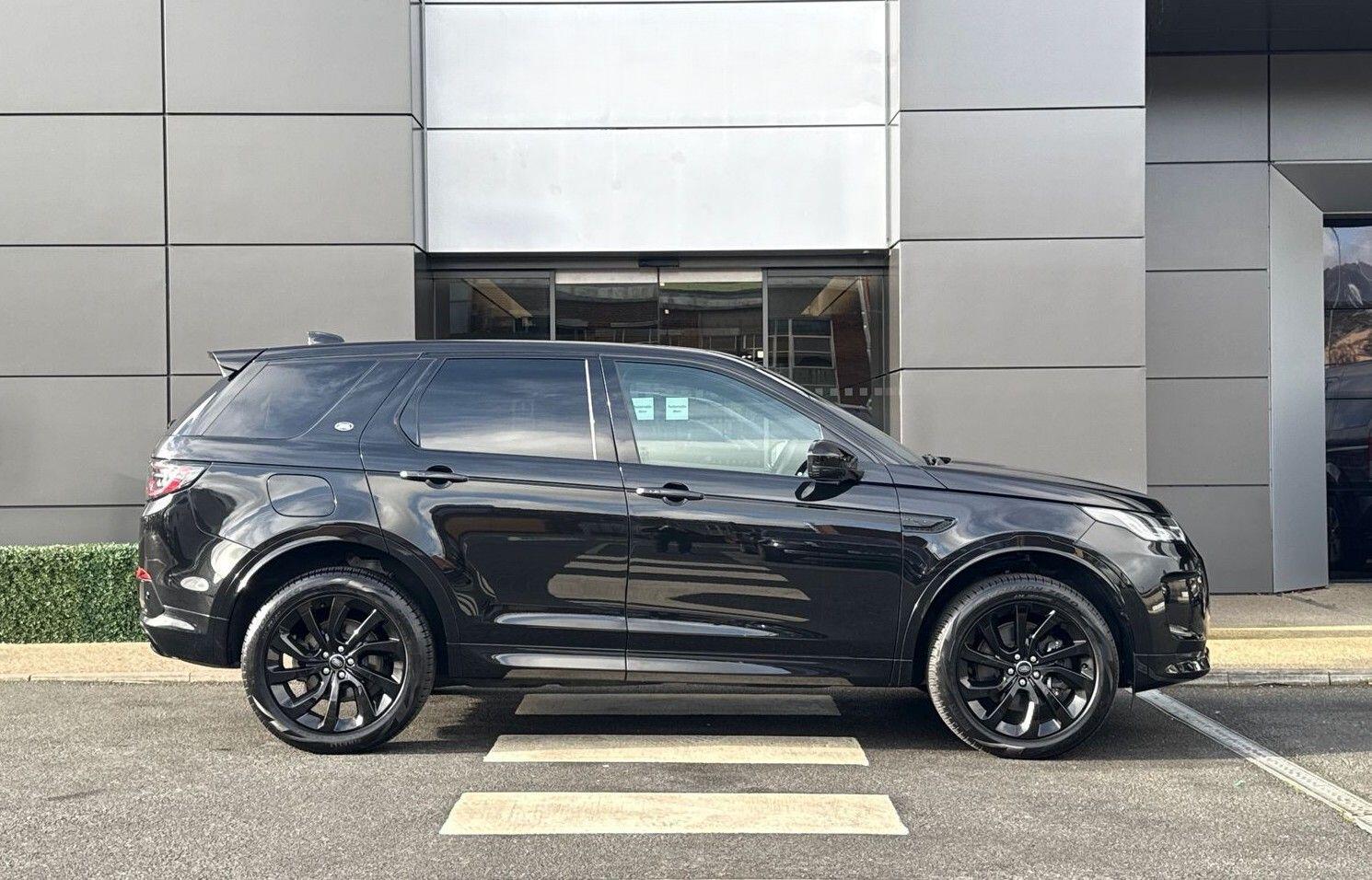 Used Land Rover Discovery Sport 2023 for sale - 76572984: Photo 2