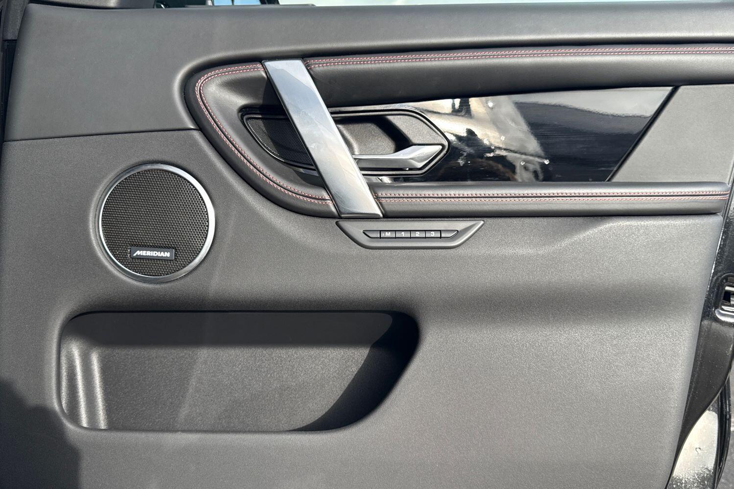 Used Land Rover Discovery Sport 2023 for sale - 76572984: Photo 26