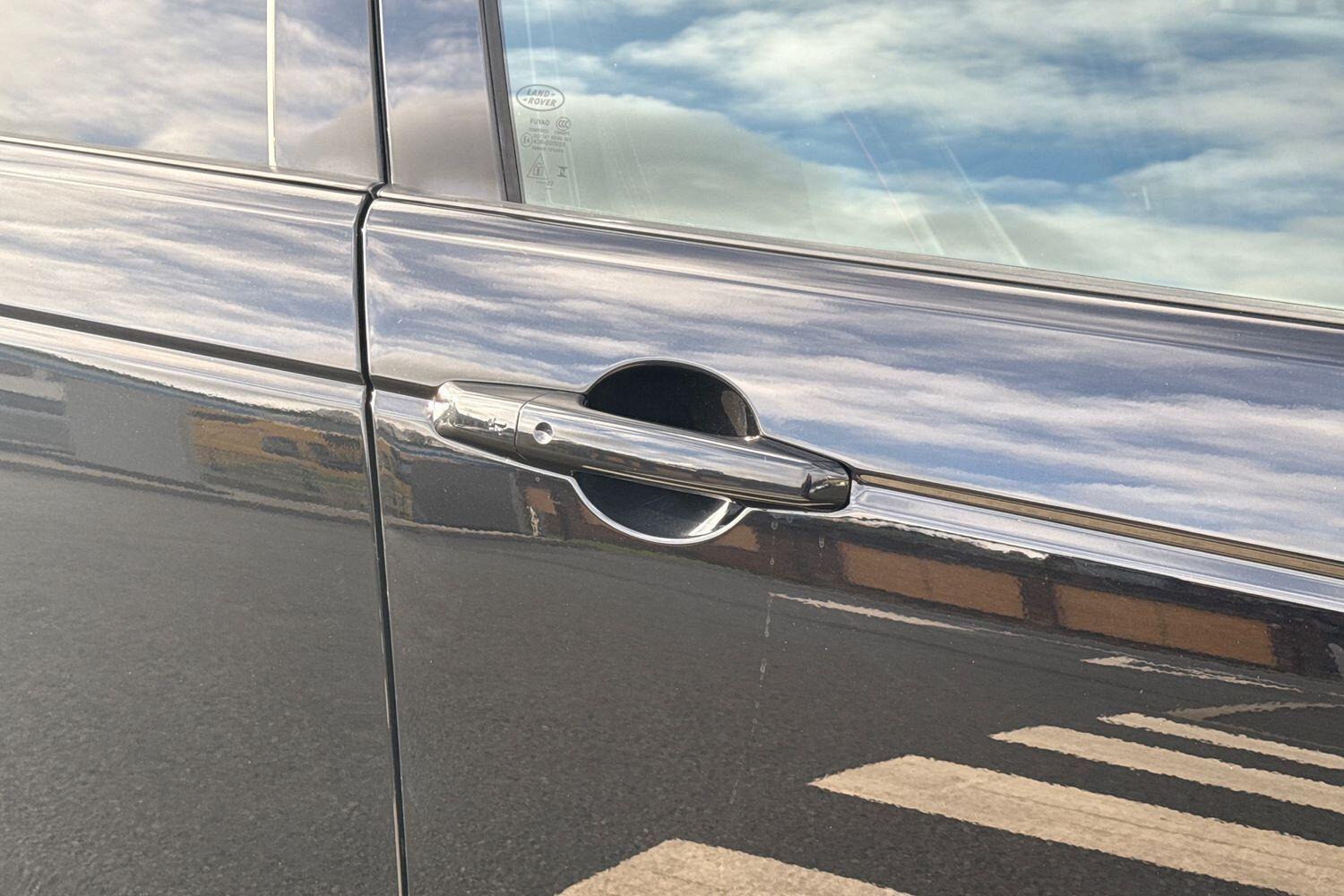 Used Land Rover Discovery Sport 2023 for sale - 76572984: Photo 31