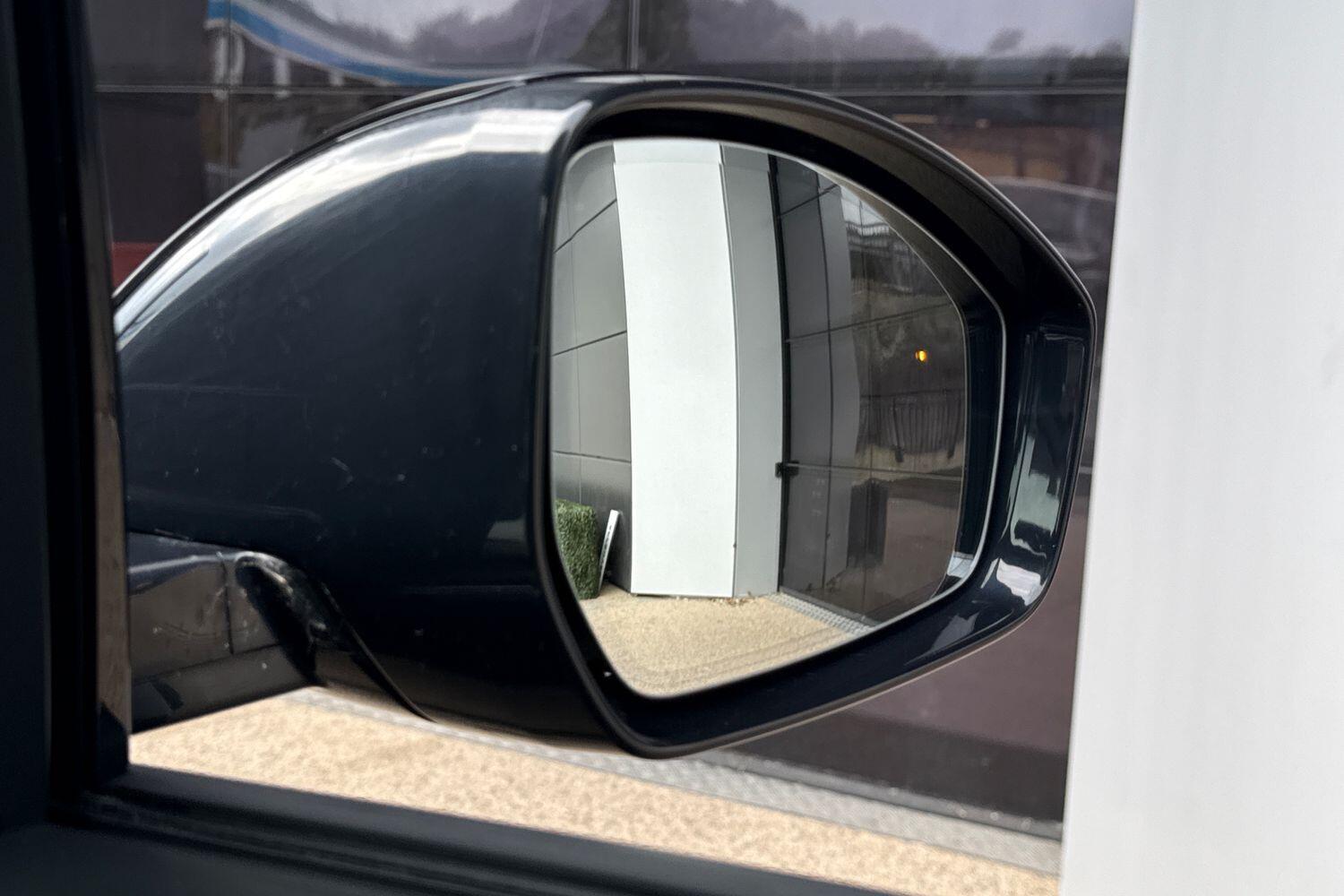 Used Land Rover Discovery Sport 2022 for sale - 77202436: Photo 12