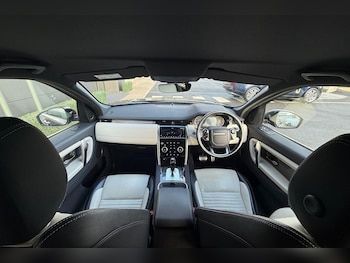 Used Land Rover Discovery Sport 2021 for sale - 76423794: Photo